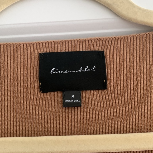 Line & dot square neck sweater - Picture 2 of 11